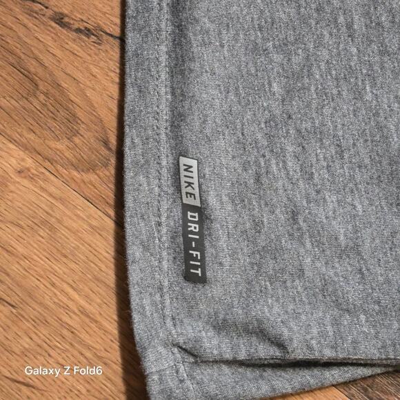 Grey blue and red hurley t-shirt size XL - Picture 7 of 7